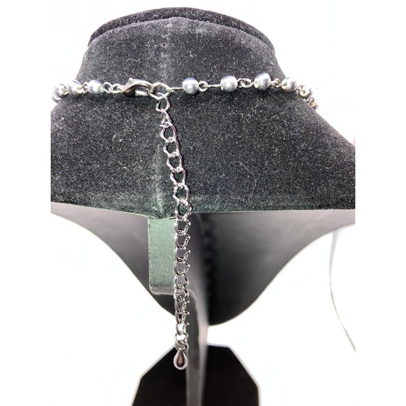 Rhinestones and Silver-Tone Beads on Gray Chain Necklace Vintage! - Picture 6 of 9